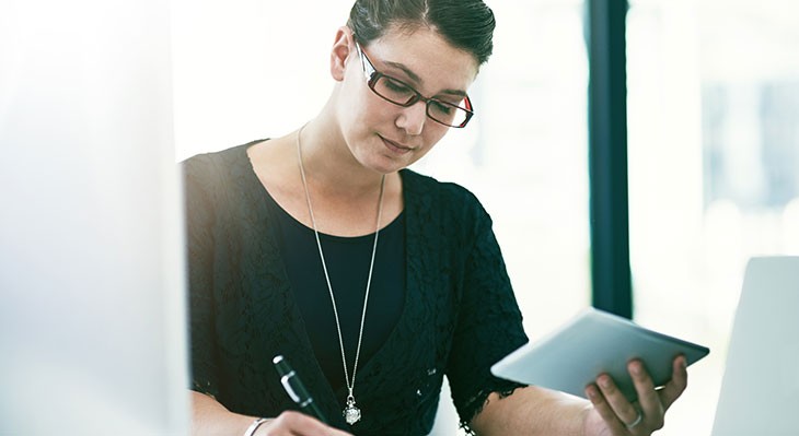 © peopleimages.com - Adobe Stock Justizfachangestellte